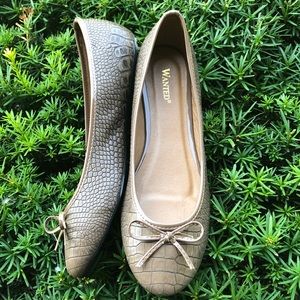 🔥Price Drop 🔥 $35 New Without Tags Wanted Flats
